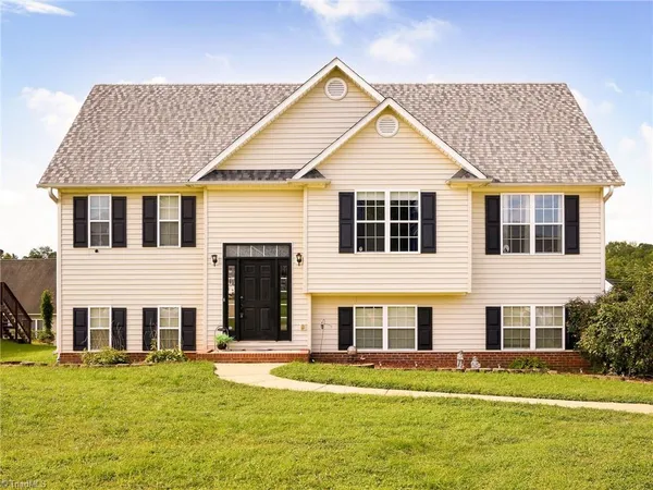 $294,900 | 135 Winding Creek Road, Mocksville, NC 27028