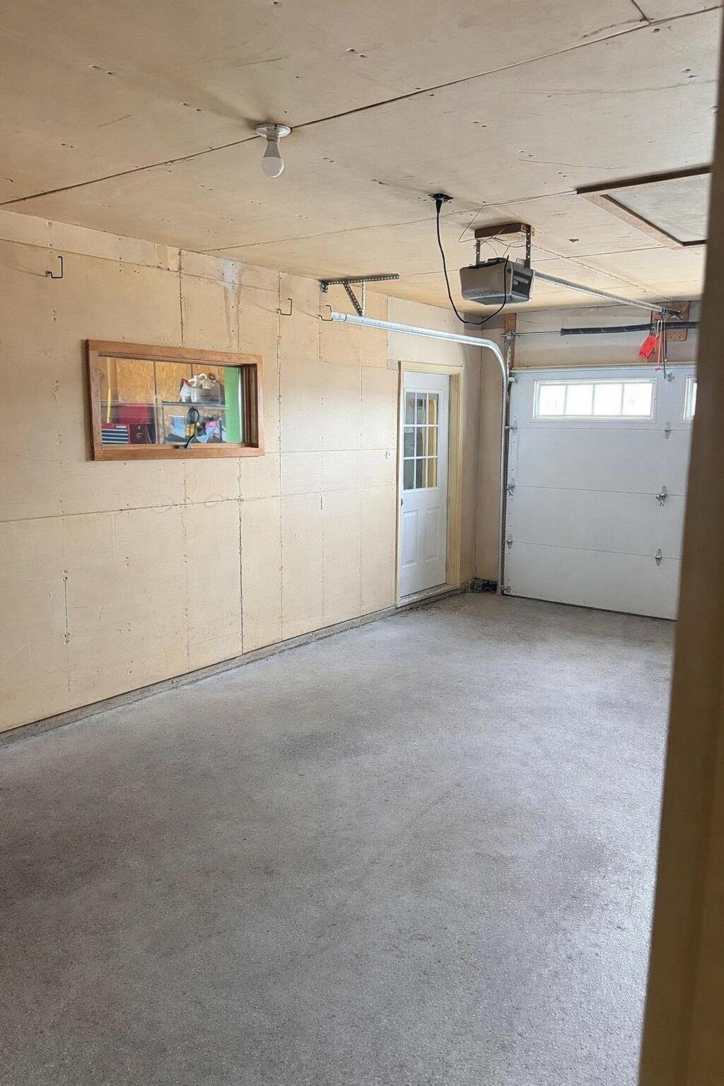 N5748 Metovale Road Brandon, WI 53919 - Photo 29 of 34 Garage_Attached 1 Car Garage1