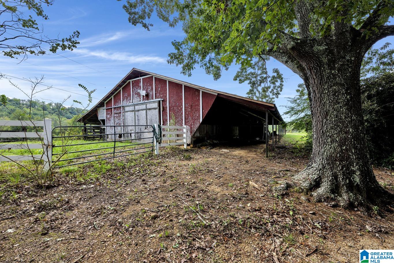 44 Nunnally Lake Road Ohatchee, AL 36271 - Photo 18 of 90