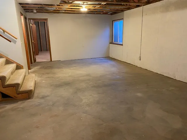 $220,000 | 810 Lakepoint Drive, Augusta, KS 67010