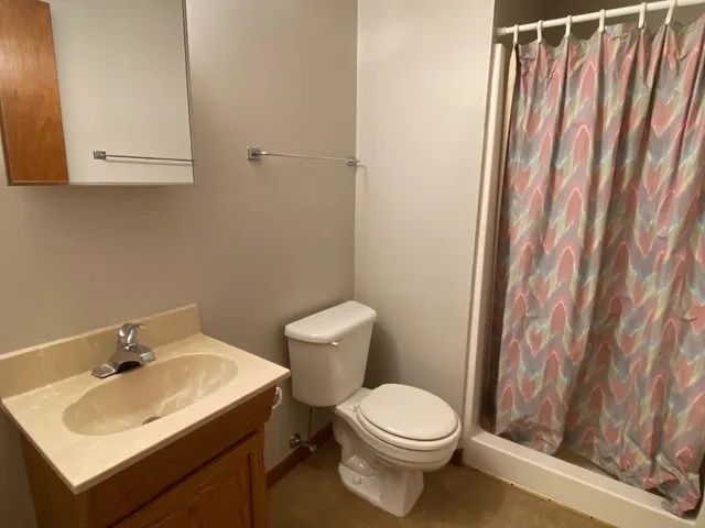 $220,000 | 810 Lakepoint Drive, Augusta, KS 67010