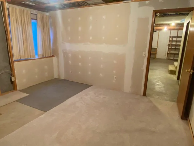 $220,000 | 810 Lakepoint Drive, Augusta, KS 67010