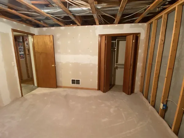 $220,000 | 810 Lakepoint Drive, Augusta, KS 67010