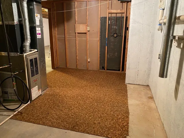 $220,000 | 810 Lakepoint Drive, Augusta, KS 67010