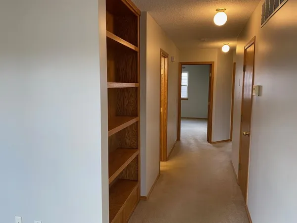 $220,000 | 810 Lakepoint Drive, Augusta, KS 67010