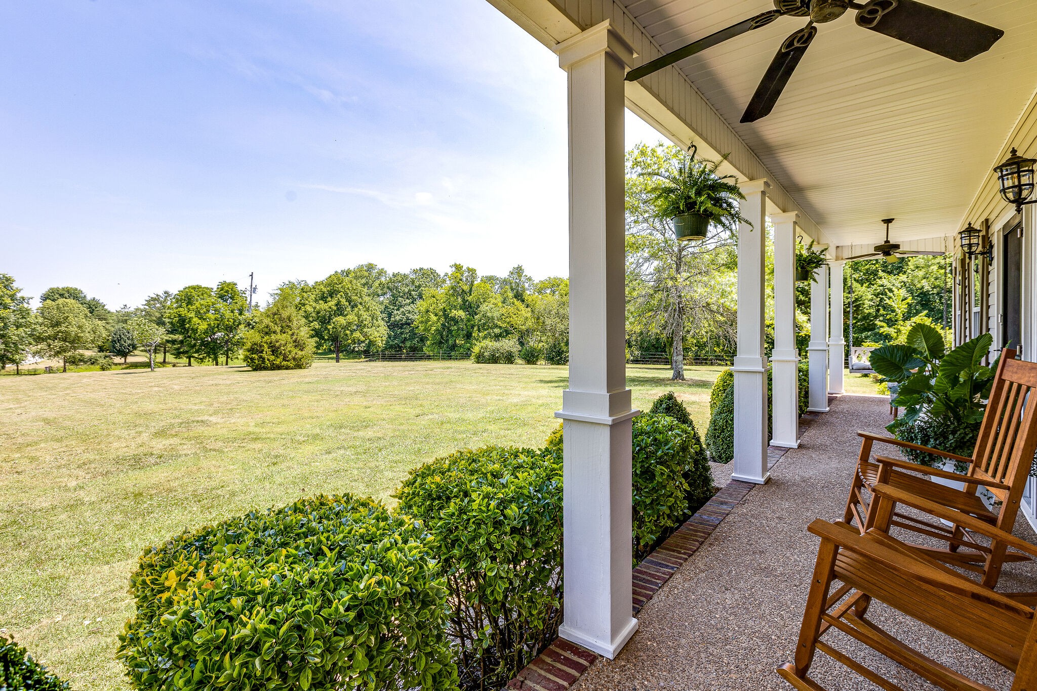 1255 Hardison Road Columbia, TN 38401 - Photo 8 of 59 Gallery Image 8