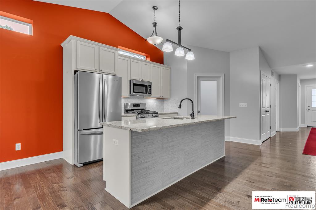 1909 Egret Pointe Howell, MI 48843 - Photo 6 of 45