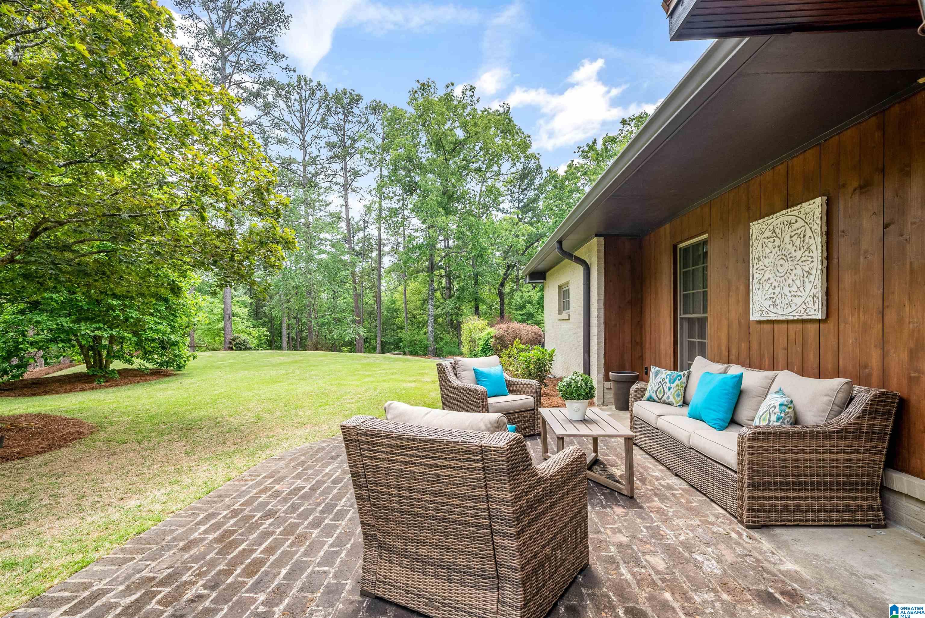 5780 Rex Street Leeds, AL 35094 - Photo 3 of 52