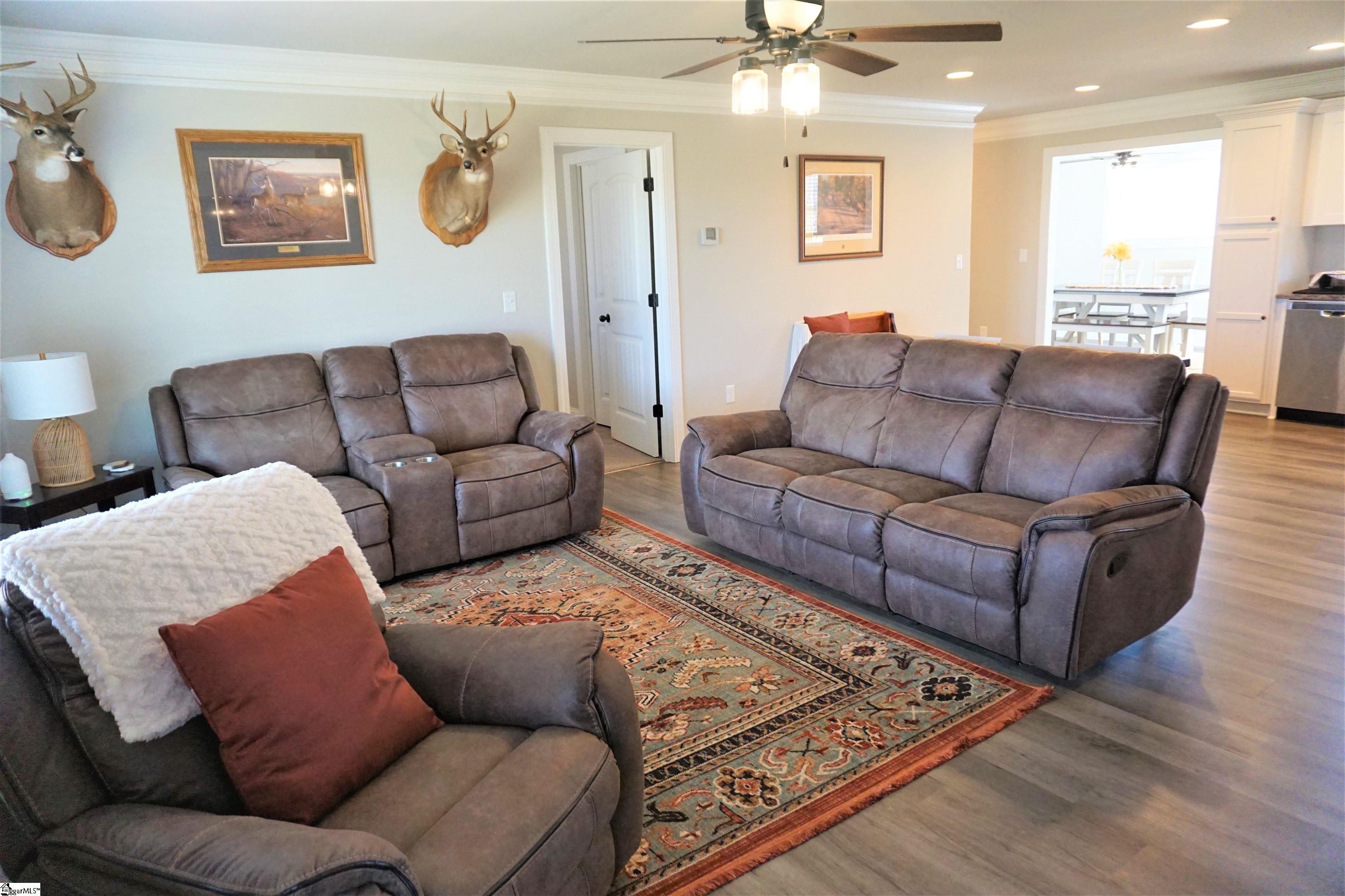 334 North Green River Road Gaffney, SC 29341 - Photo 7 of 23