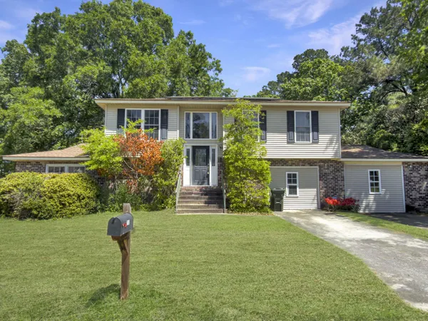 $225,000 | 210 Kent Court, Ladson, SC 29456