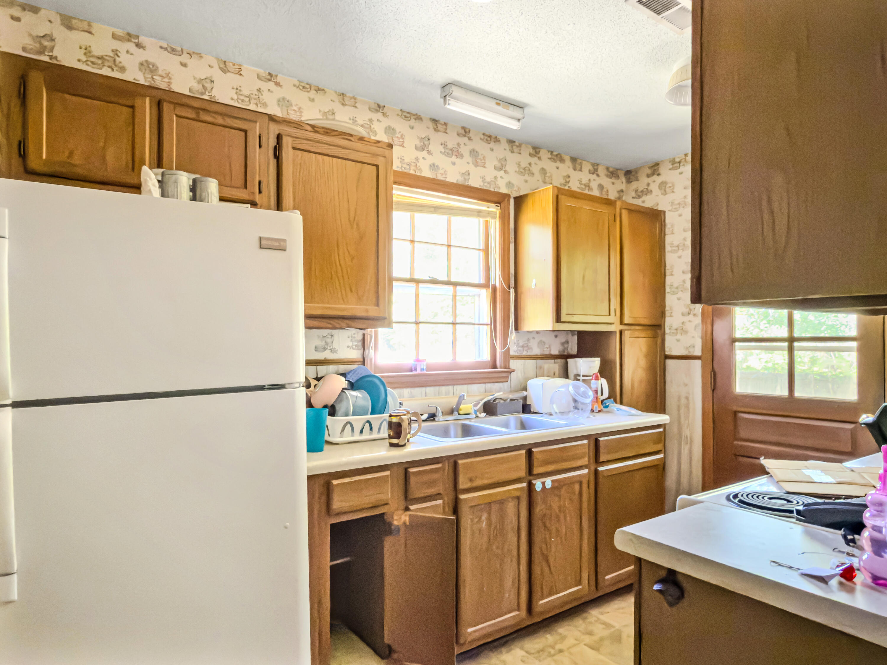 210 Kent Court Ladson, SC 29456 - Photo 8 of 12 Photo Apr 12 2026, 2 15 01 PM