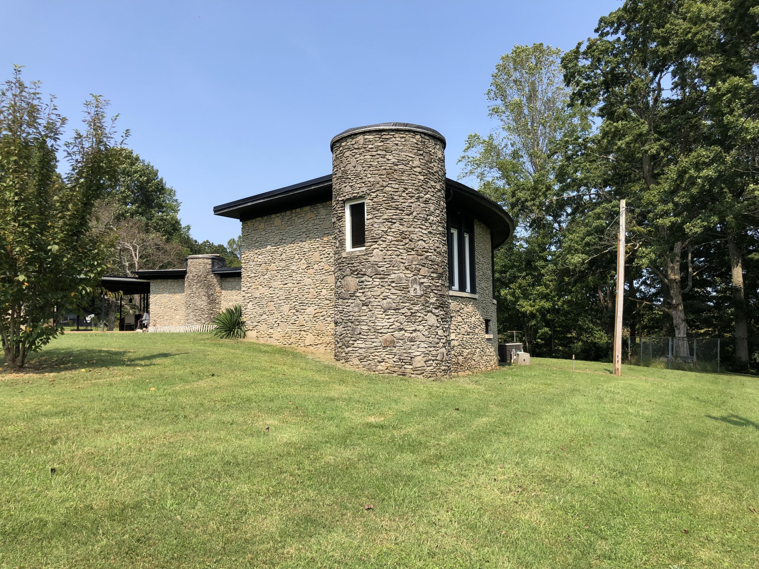 2600 Tennessee Ridge Road Liberty, KY 42539 - Photo 2 of 48 IMG_0290