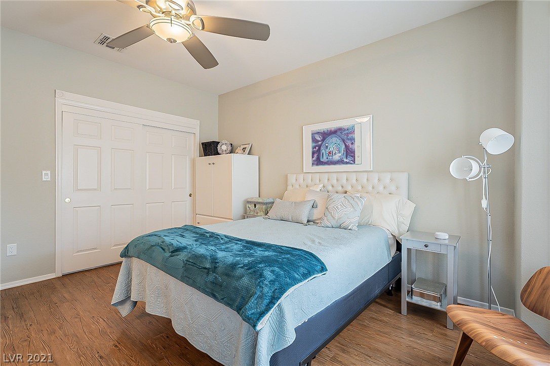 2557 Shellsburg Avenue Henderson, NV 89052 - Photo 18 of 32