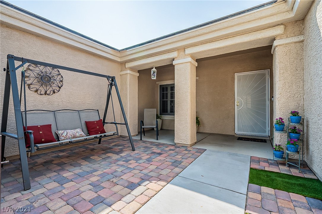2557 Shellsburg Avenue Henderson, NV 89052 - Photo 2 of 32