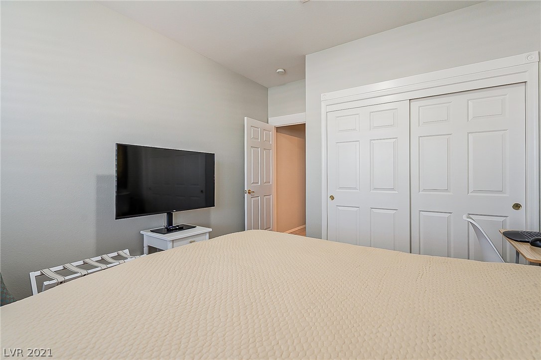 2557 Shellsburg Avenue Henderson, NV 89052 - Photo 23 of 32