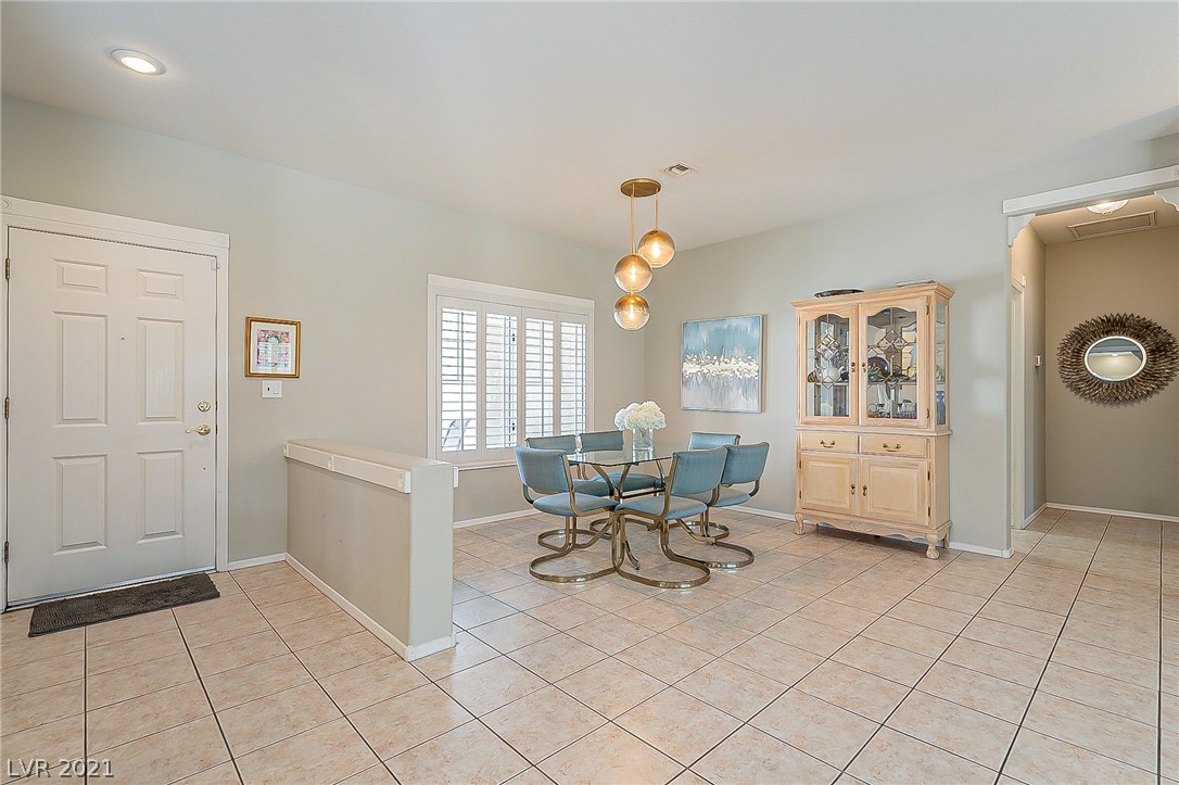 2557 Shellsburg Avenue Henderson, NV 89052 - Photo 7 of 32