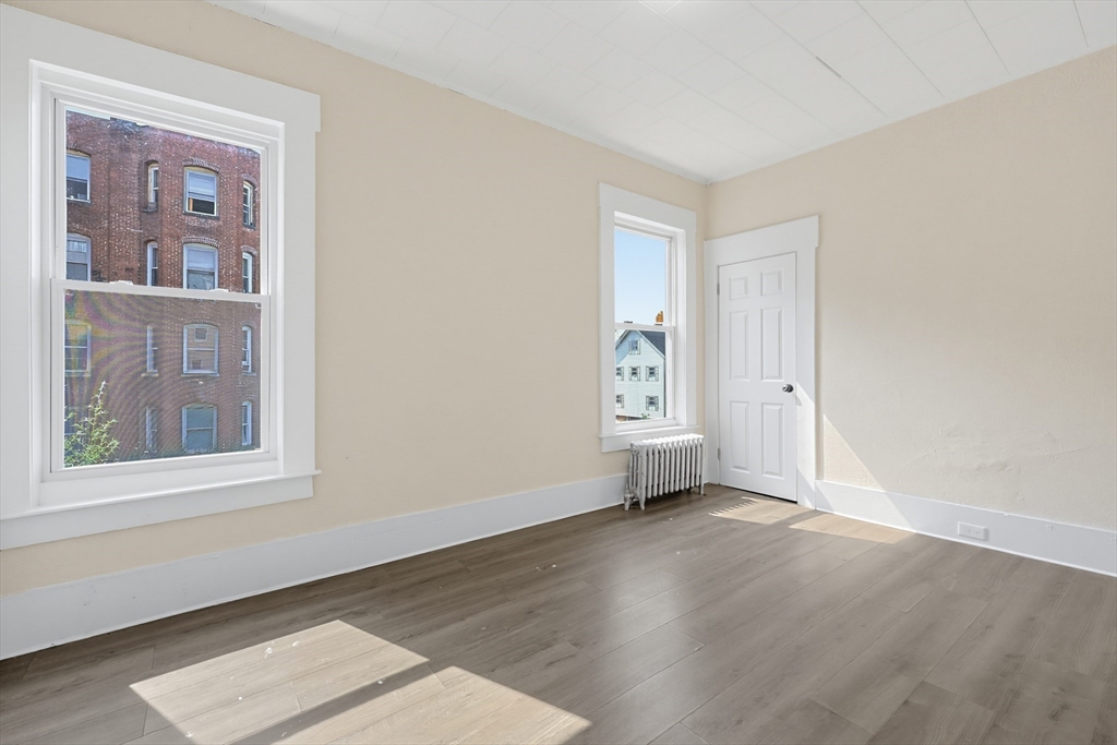 230 Pleasant Street Worcester, MA 01609 - Photo 14 of 41