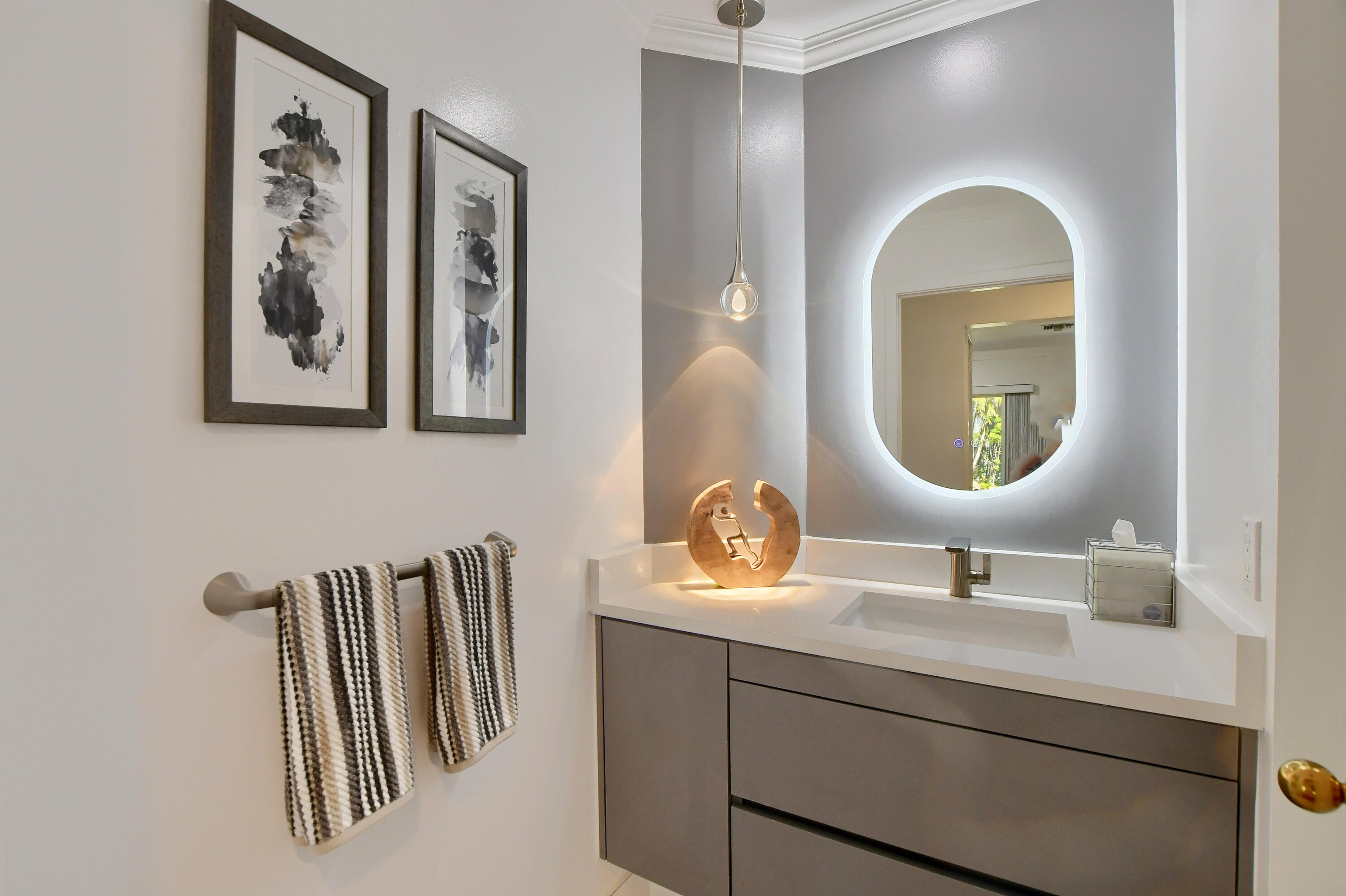 2061 Northwest 52nd Street Boca Raton, FL 33496 - Photo 23 of 41 22_ebf_0800-hdr(5)
