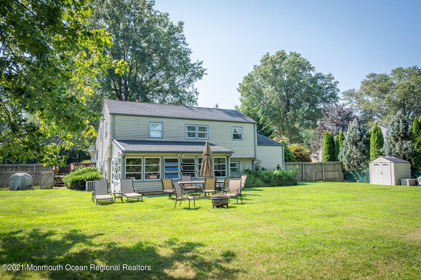 11 Mayfair Road Holmdel, NJ 07733 - Photo 25 of 28 yard