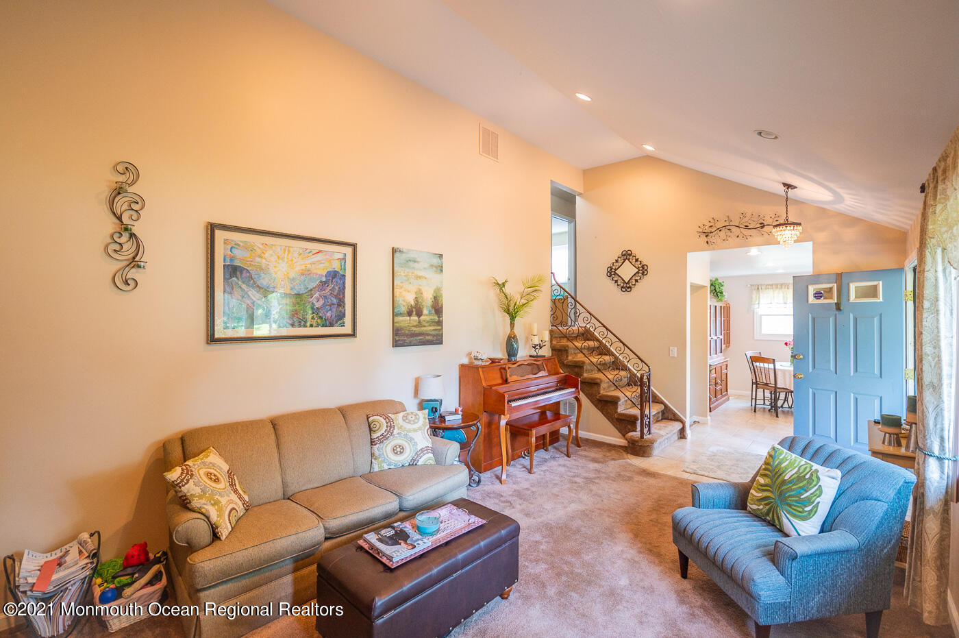 11 Mayfair Road Holmdel, NJ 07733 - Photo 5 of 28 LR3