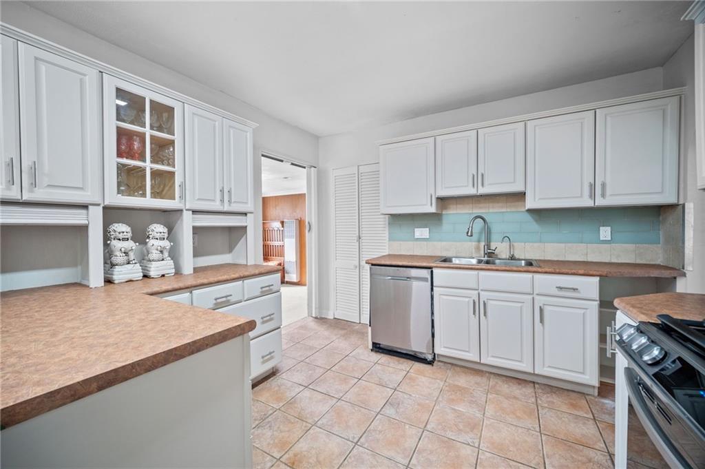 405 Routh Street Monroeville, PA 15146 - Photo 9 of 39 Plenty of storage