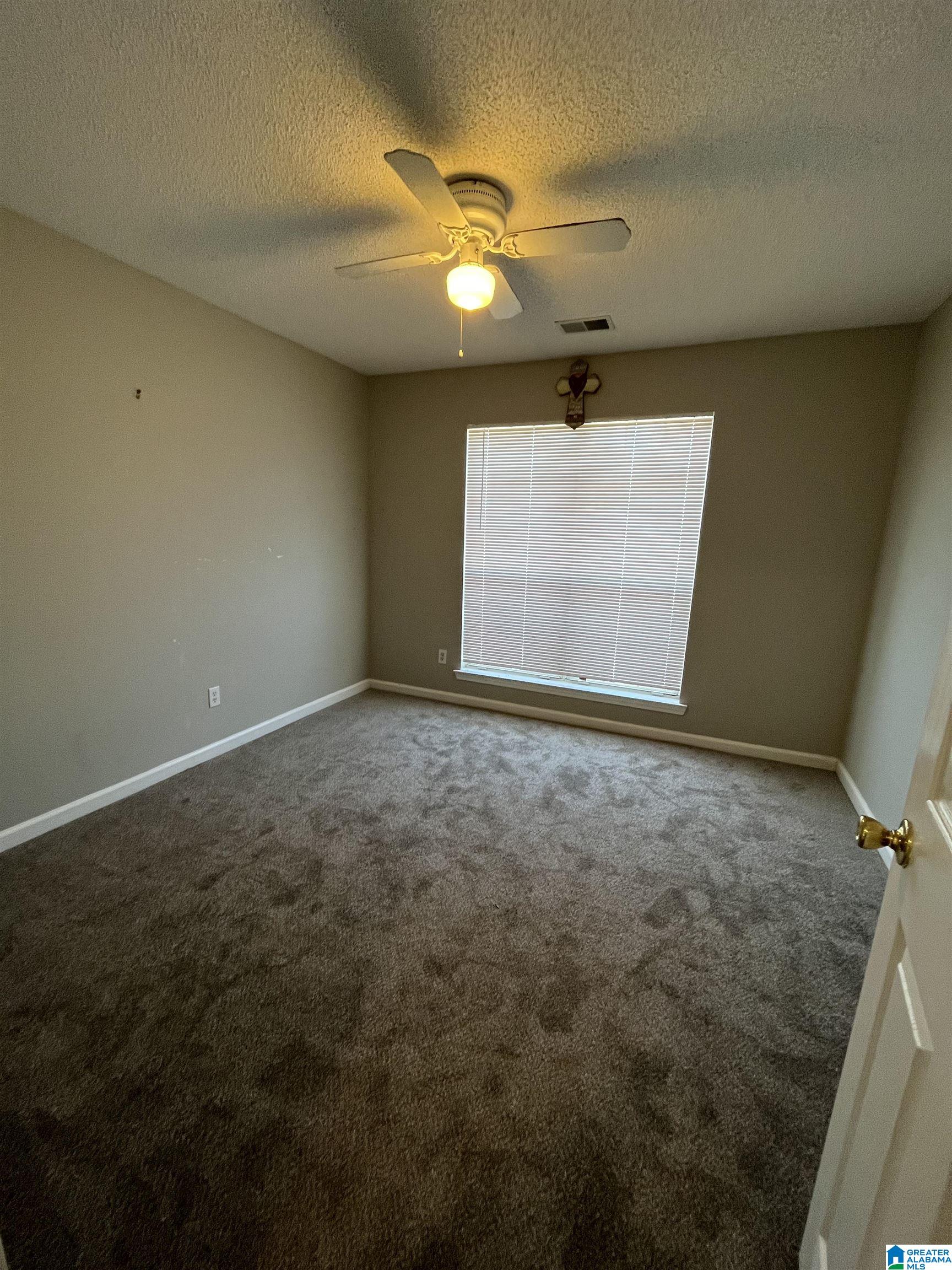 209 Stone Circle Pelham, AL 35124 - Photo 10 of 23