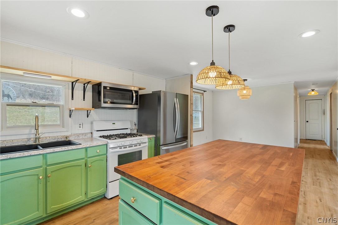 6475 State Street Norwich, NY 13815 - Photo 10 of 35