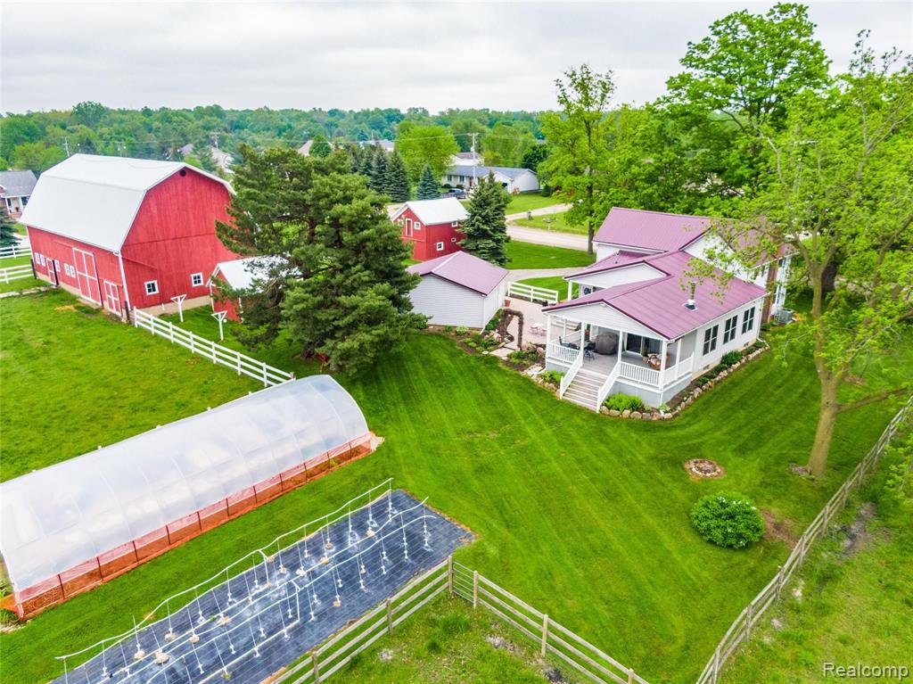 4308 Cook Road Swartz Creek, MI 48473 - Photo 2 of 44
