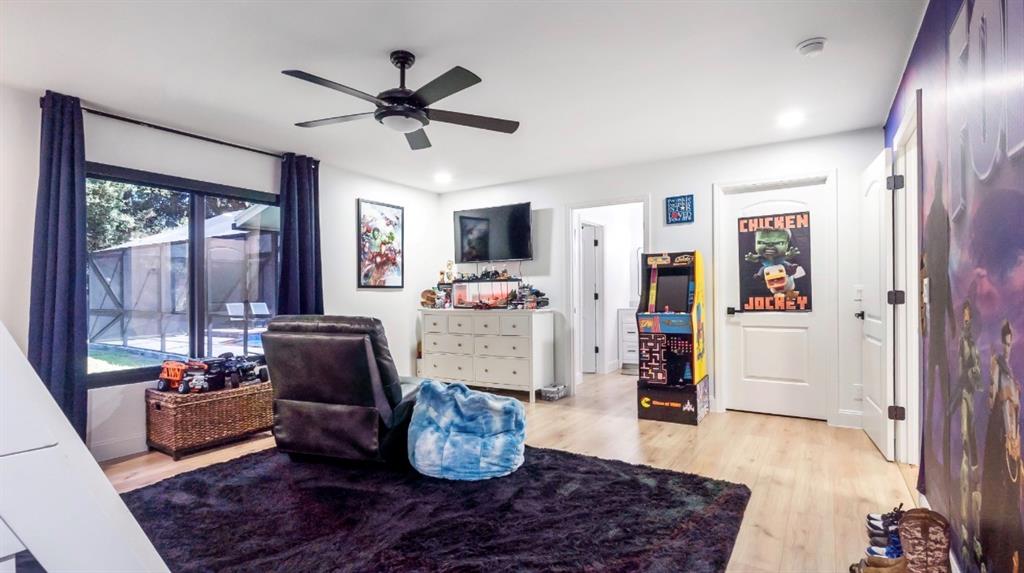 17191 38th Road North Loxahatchee, FL 33470 - Photo 38 of 60 a living room with furniture and a window