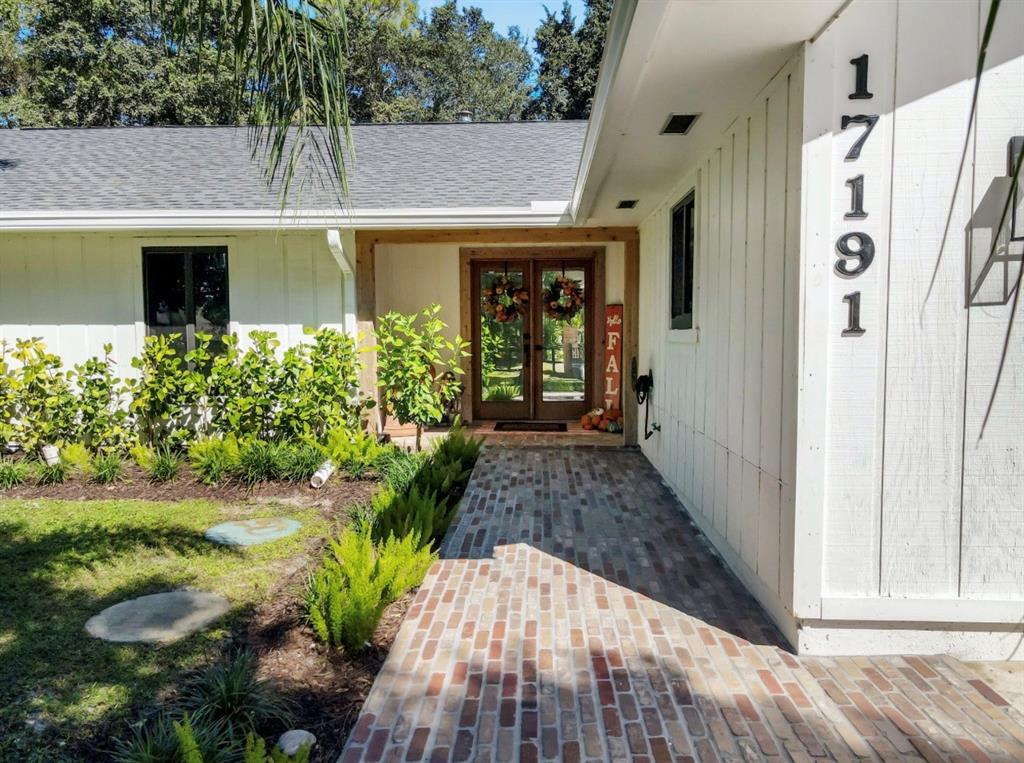 17191 38th Road North Loxahatchee, FL 33470 - Photo 47 of 60 a view of a house with a yard
