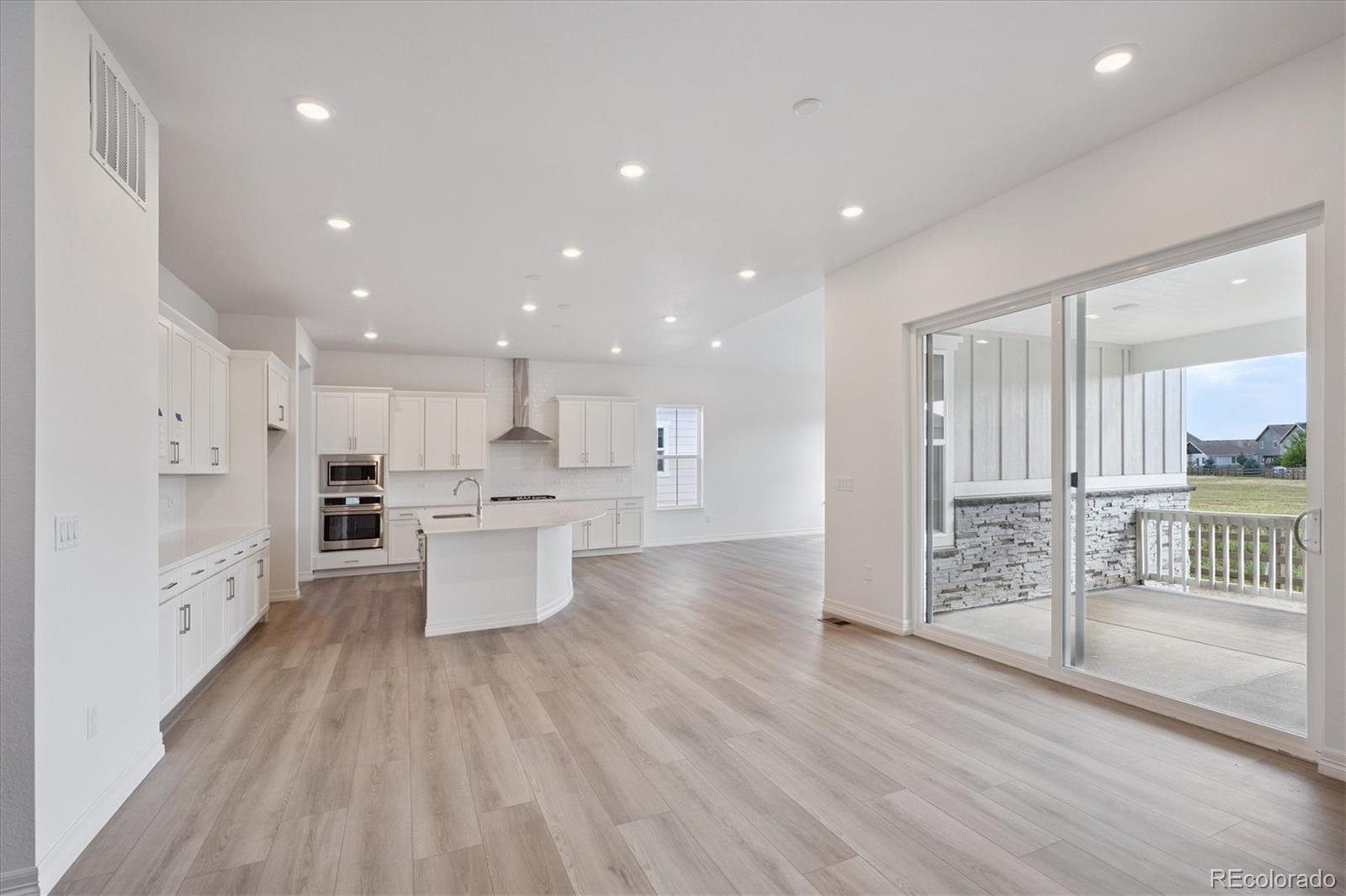 1359 Alyssa Drive Timnath, CO 80547 - Photo 3 of 26