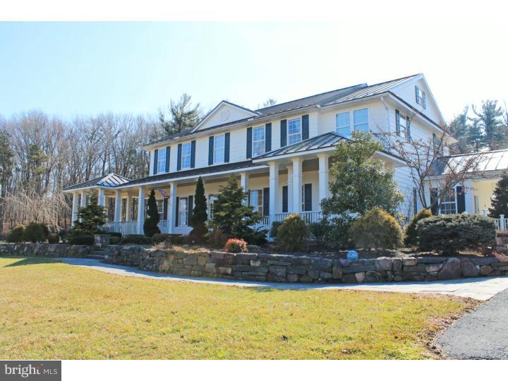7 Summer Hill Drive Sinking Spring, PA 19608 - Photo 2 of 25 Gallery Image 2