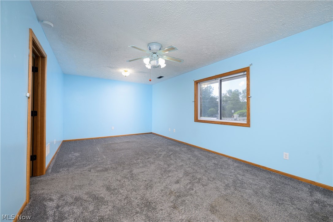 1743 Raber Road Green, OH 44685 - Photo 5 of 25