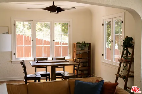 $1,589,000 | 2559 Corralitas Drive, Los Angeles, CA 90039