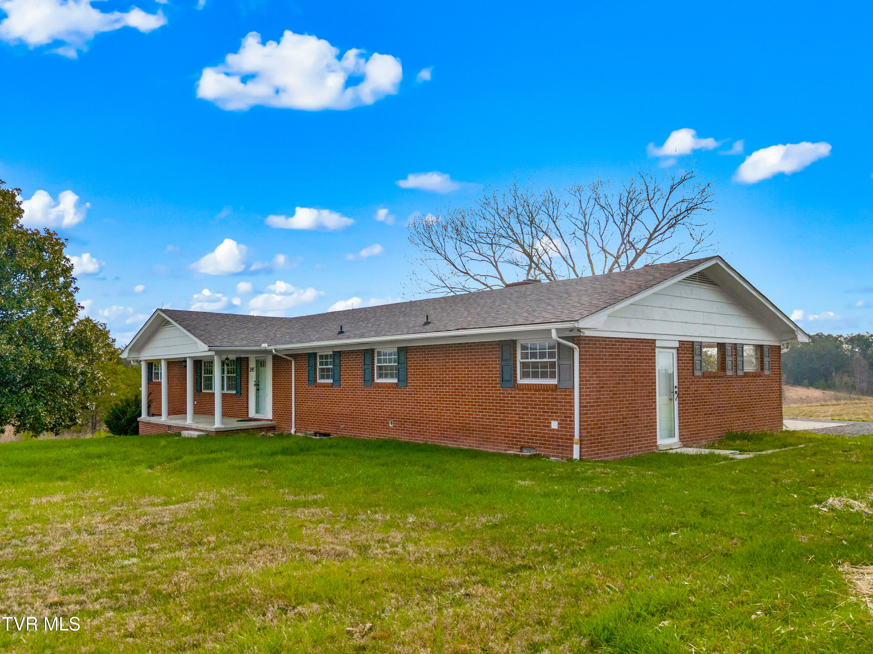 245 Phillipi Road Mohawk, TN 37810 - Photo 25 of 35 032-245PhillipiRoad-Mohawk-TN-37810-FULL