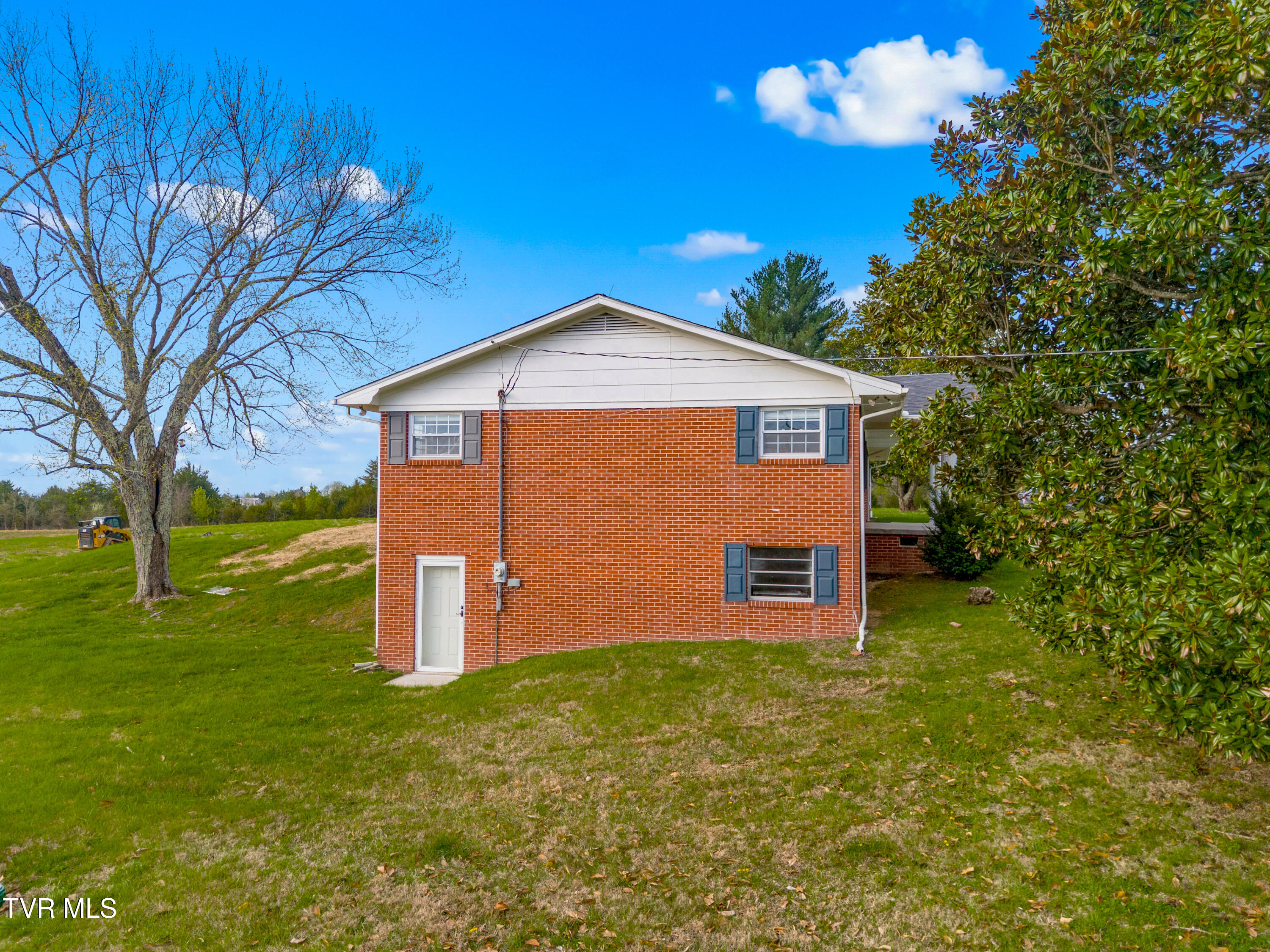 245 Phillipi Road Mohawk, TN 37810 - Photo 26 of 35 033-245PhillipiRoad-Mohawk-TN-37810-FULL