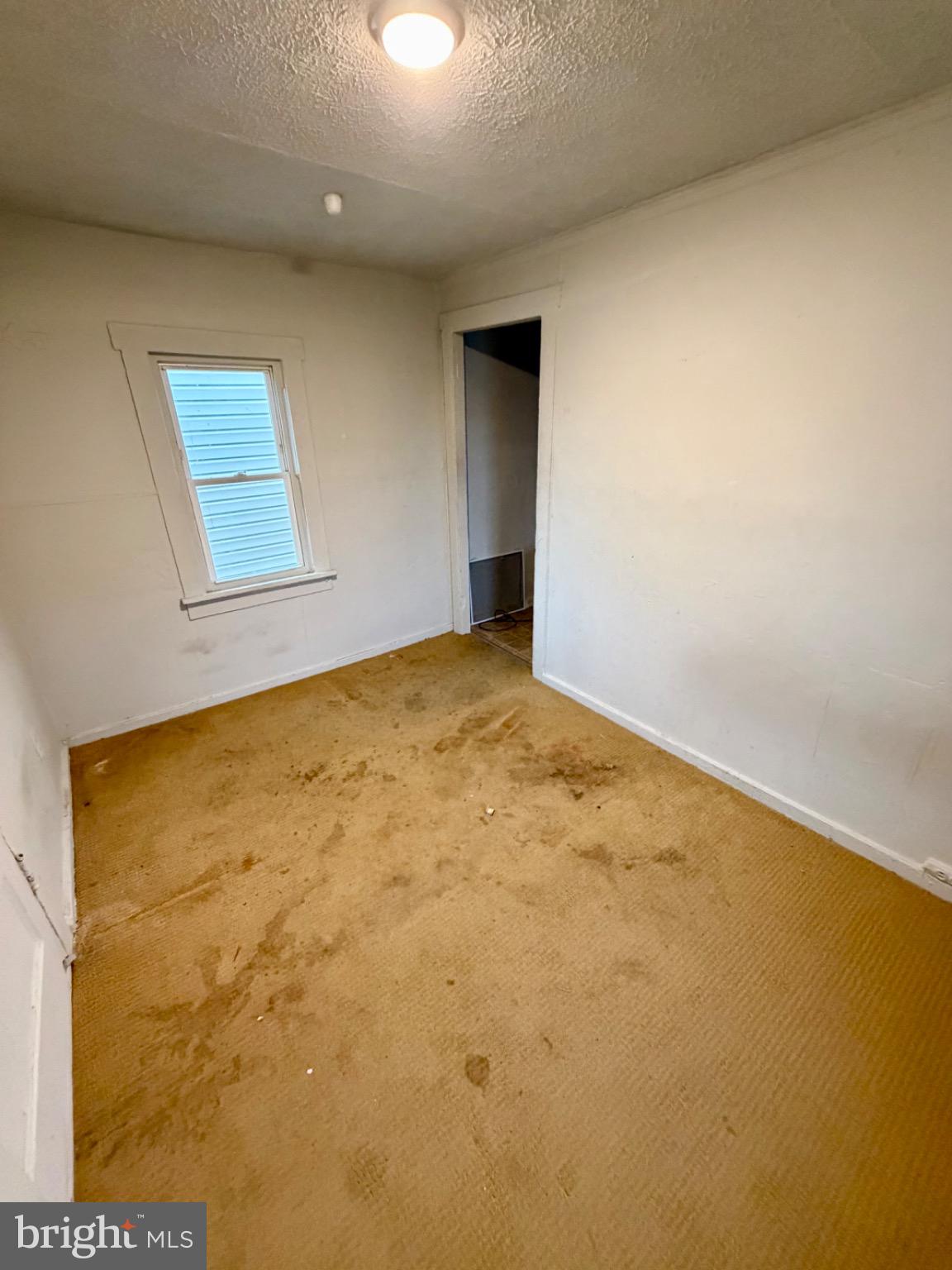 528 Fremont Street Winchester, VA 22601 - Photo 4 of 16 a view of an empty room