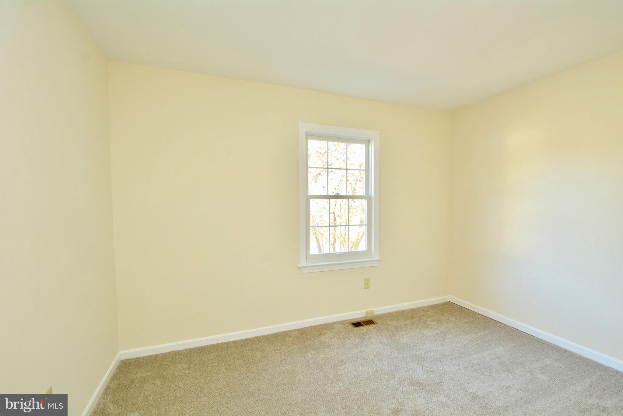 7922 Treeside Court Springfield, VA 22152 - Photo 24 of 46 Bedroom