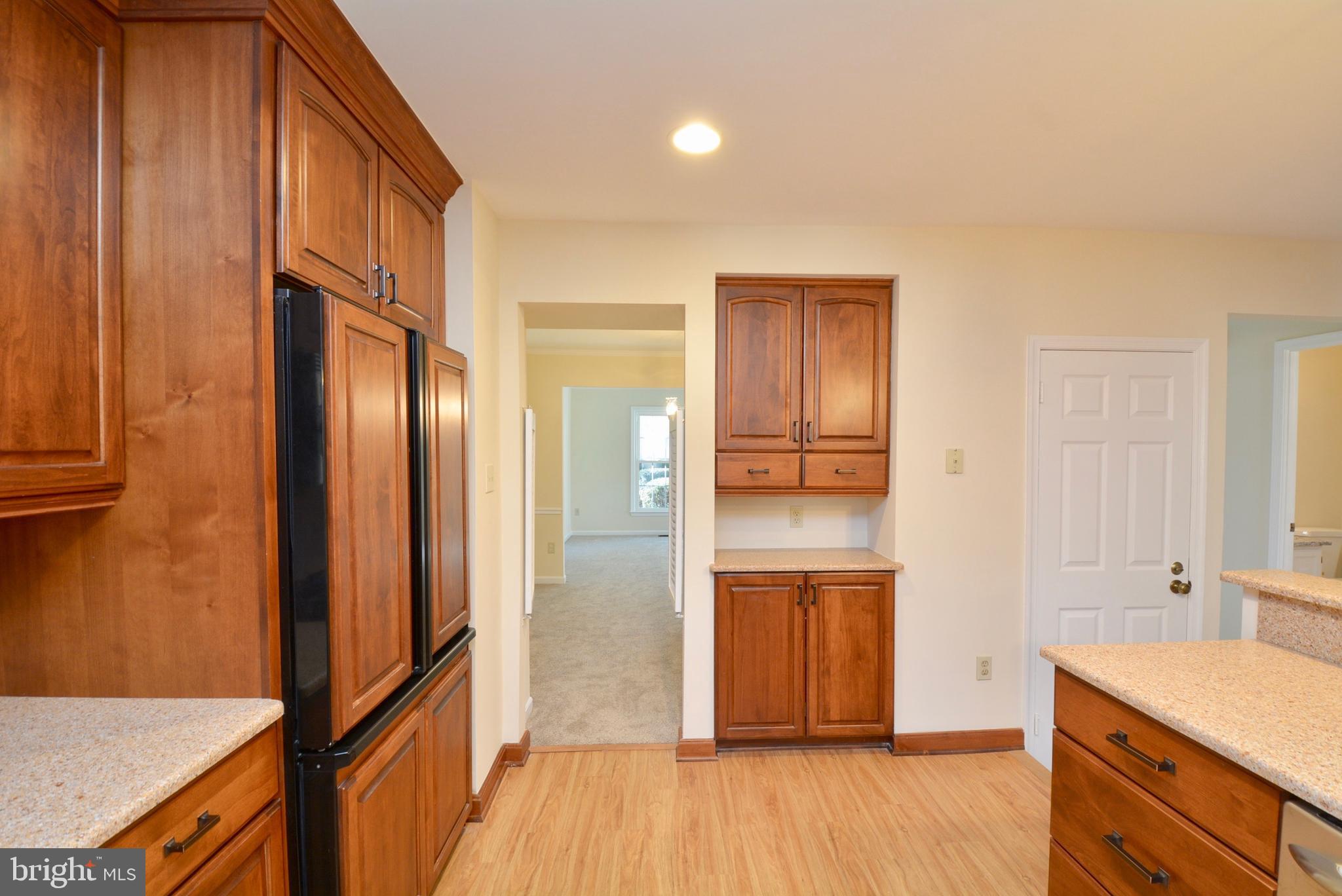 7922 Treeside Court Springfield, VA 22152 - Photo 10 of 46 Kitchen
