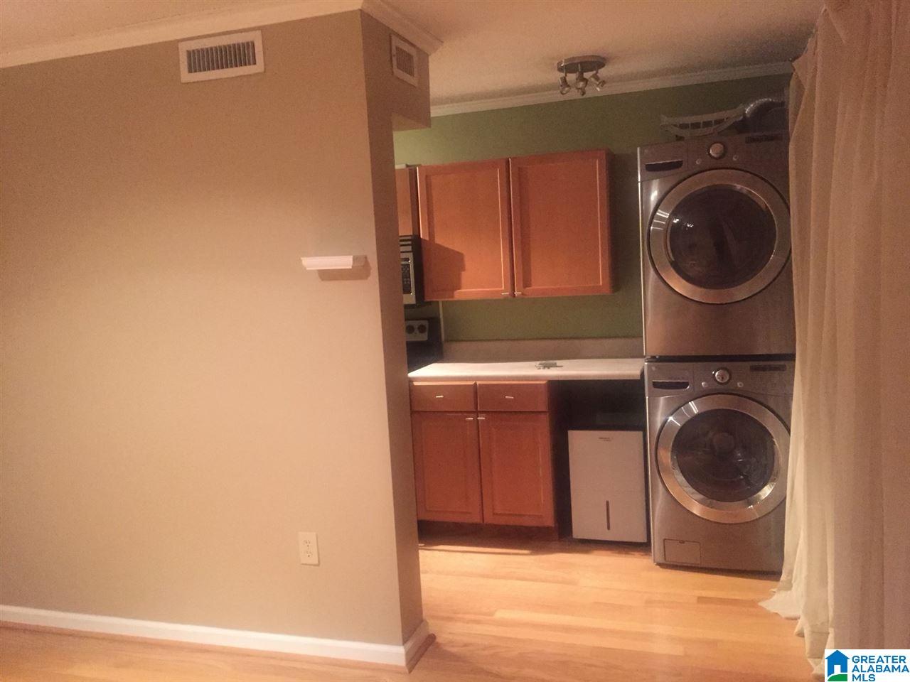 2990 Rhodes Circle South, Unit 213 Birmingham, AL 35205 - Photo 4 of 14