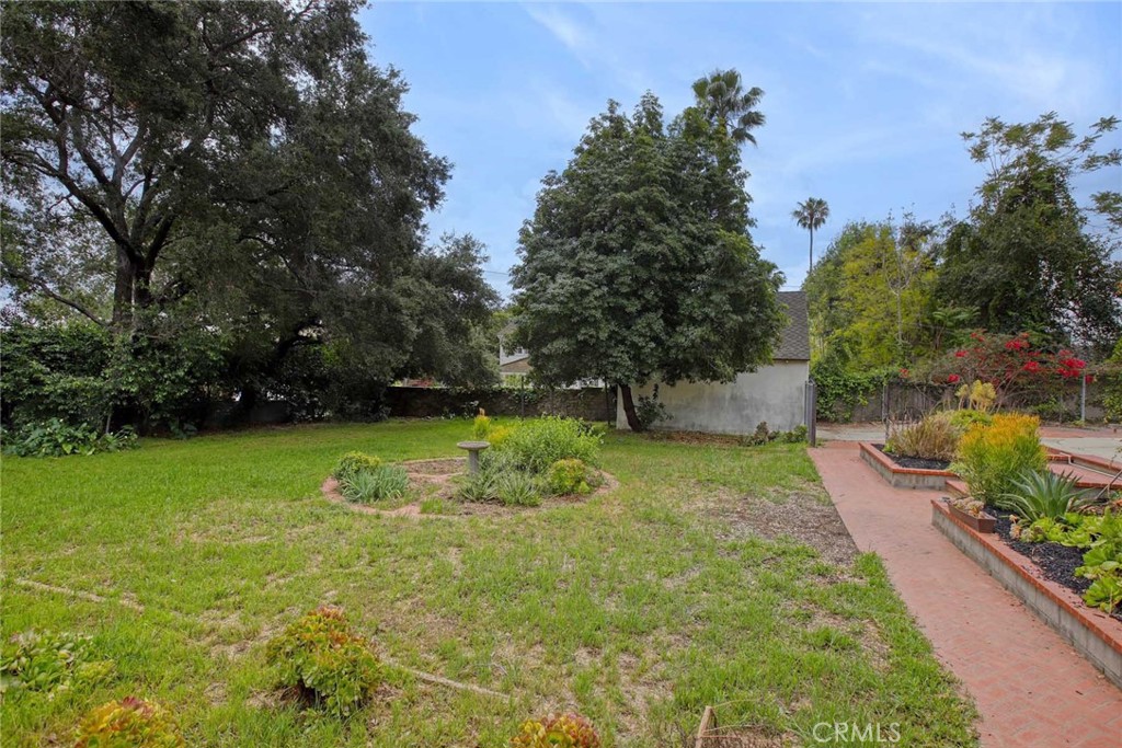 2360 Morslay Road Altadena, CA 91001 - Photo 38 of 44