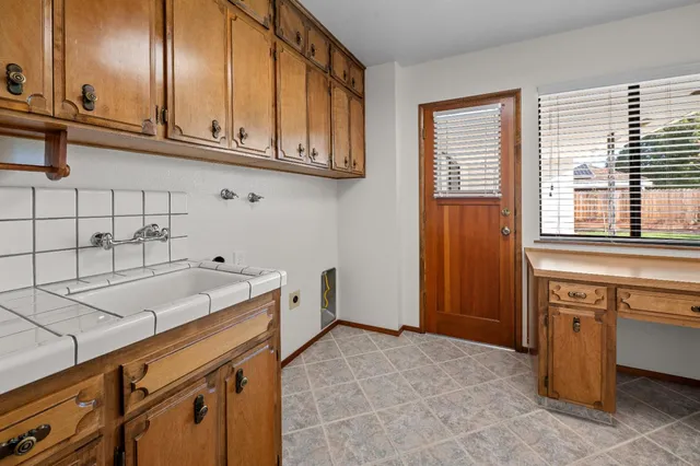 $549,900 | 1673 East Cromwell Avenue, Fresno, CA 93720