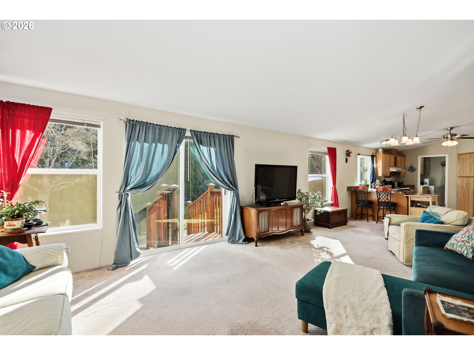 604 Northwest Forest Lane Cascade Locks, OR 97014 - Photo 17 of 45