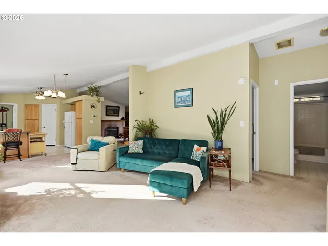 $375,000 | 604 Northwest Forest Lane, Cascade Locks, OR 97014