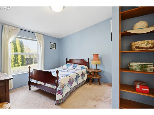 $375,000 | 604 Northwest Forest Lane, Cascade Locks, OR 97014