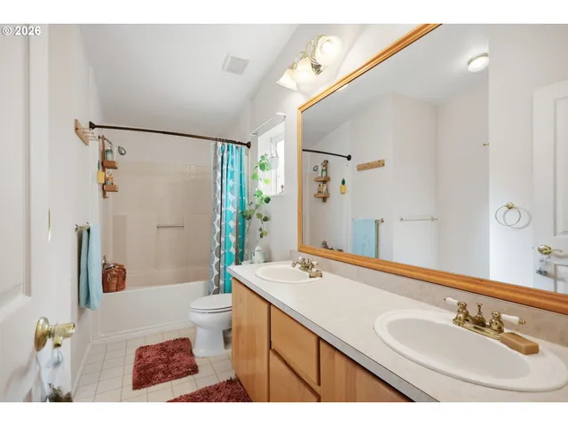 $375,000 | 604 Northwest Forest Lane, Cascade Locks, OR 97014