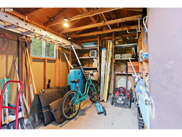 $375,000 | 604 Northwest Forest Lane, Cascade Locks, OR 97014