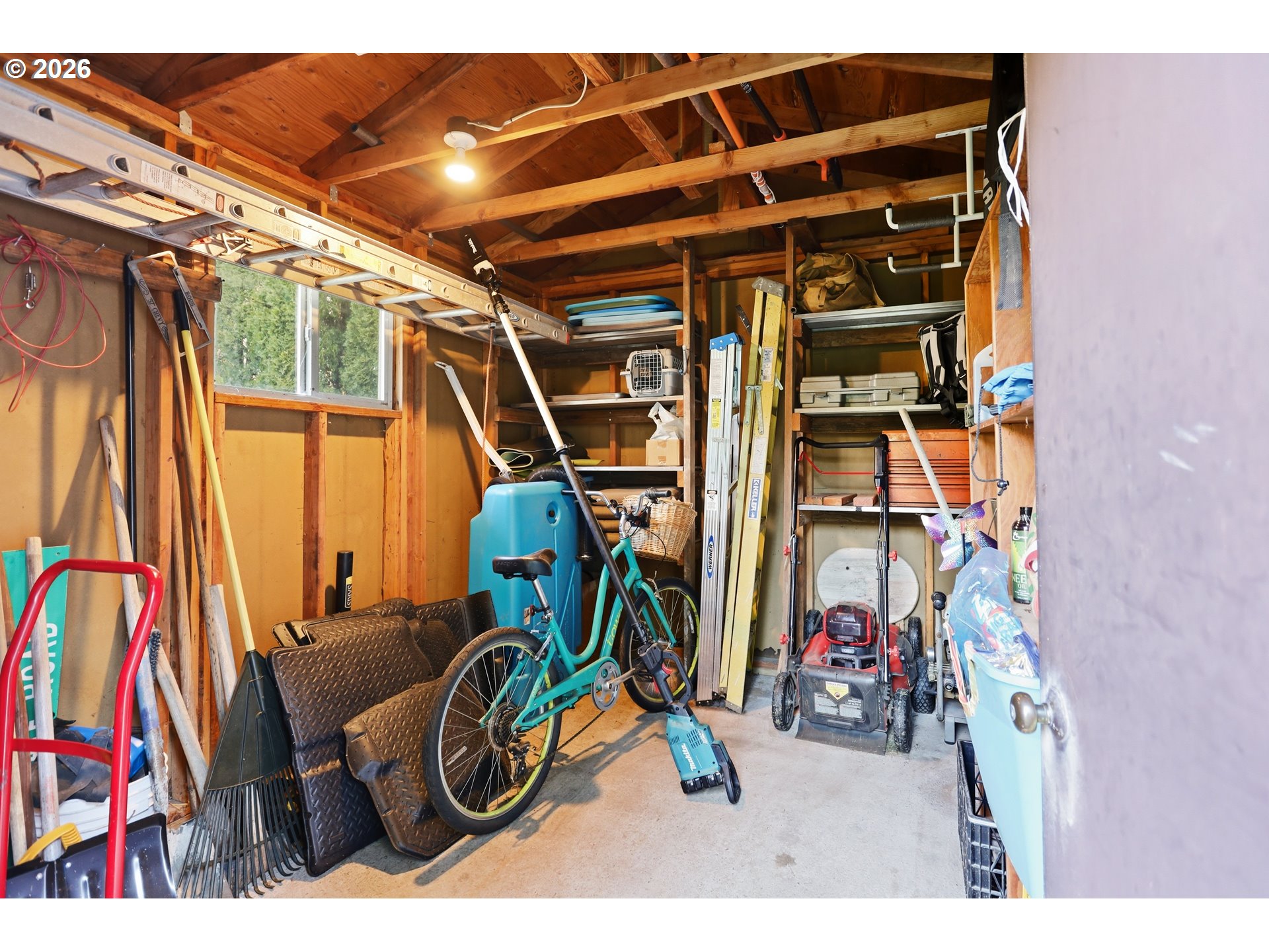 604 Northwest Forest Lane Cascade Locks, OR 97014 - Photo 42 of 45