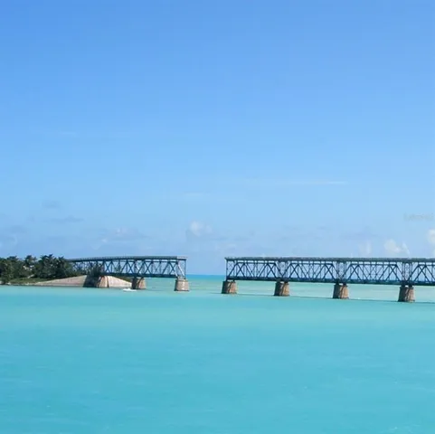 $1,500,000 | 8 Sadowski Causeway, Key Colony Beach, FL 33051