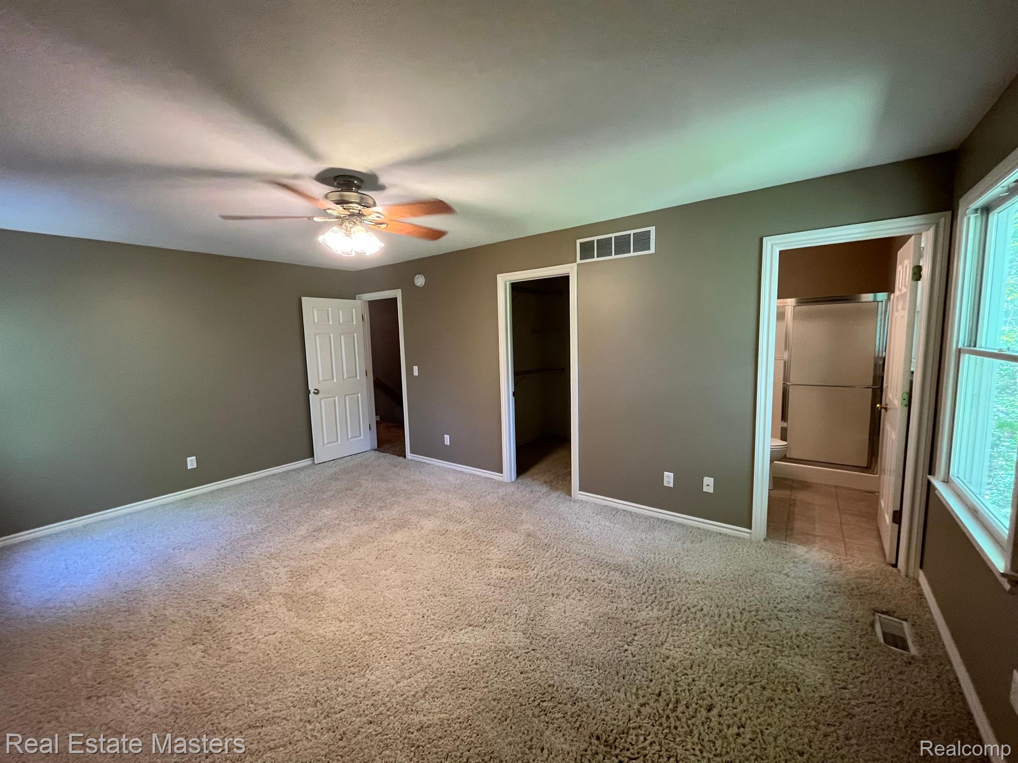 4060 Devonshire Road Fort Gratiot, MI 48059 - Photo 13 of 20 Gallery Image 13